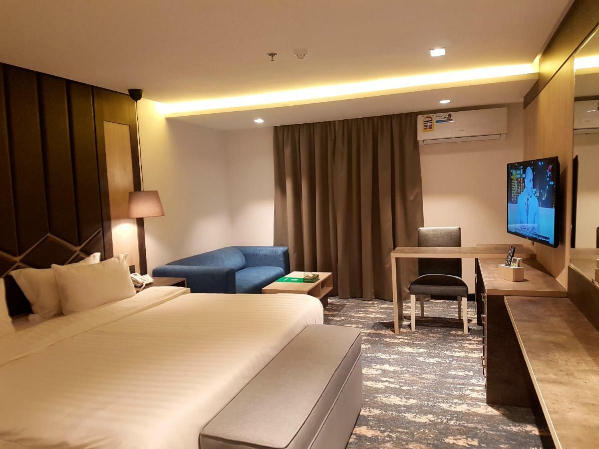Sands Hotel