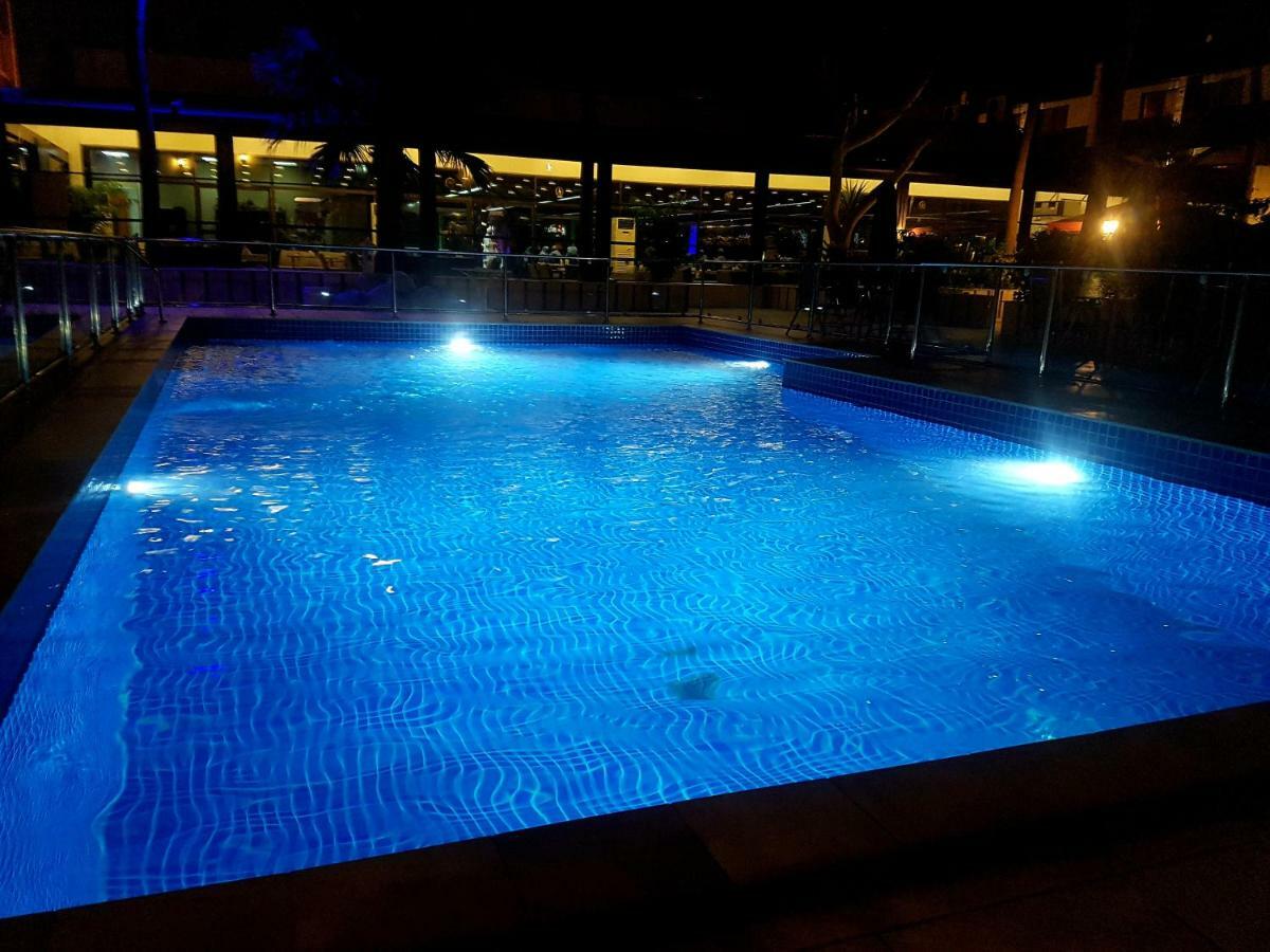 Sands 4*